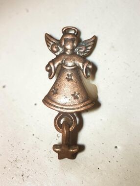 Angel pin, vintage tiny angel pin, JJ stamped copper jewelry